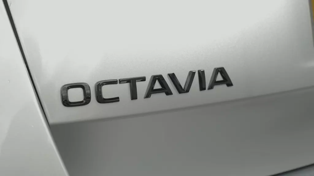 Skoda Octavia 1.5 TSI SE L 5dr
